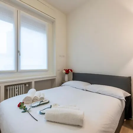 De Amicis, 25 - Nel Cuore Di Lägenhet