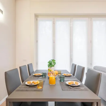 Apartamento De Amicis, 25 - Nel Cuore Di